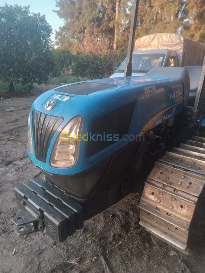 New Holland Full drive TK 4030 2015