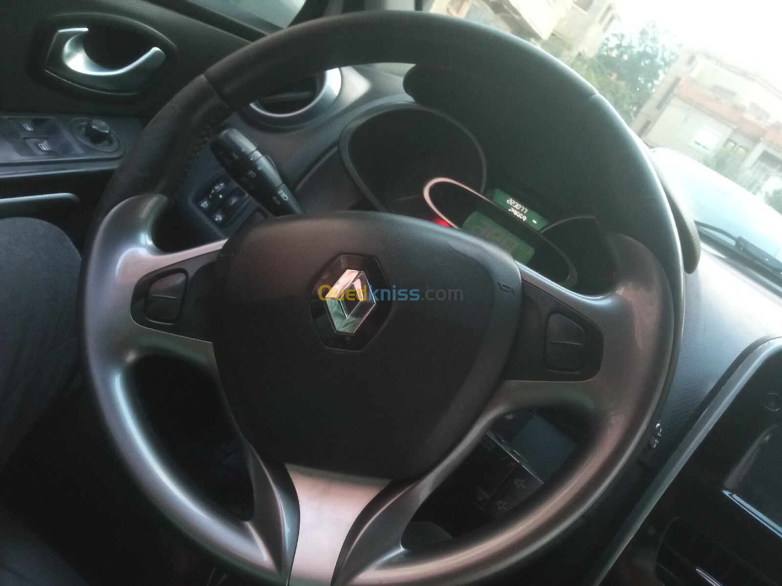 Renault Clio 4 2016 Limited 2