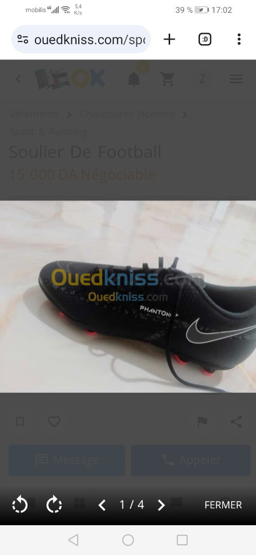 Soulier dr football matque fantome