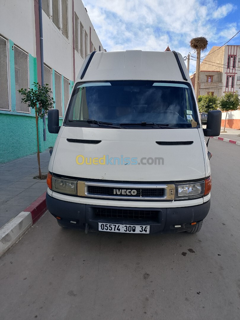 Renault ايفيكو   iveco 2000 