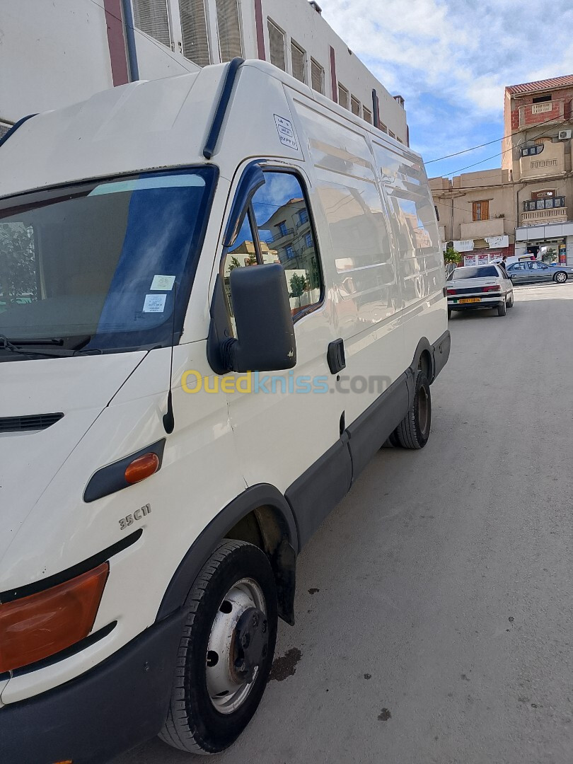 Renault ايفيكو   iveco 2000 