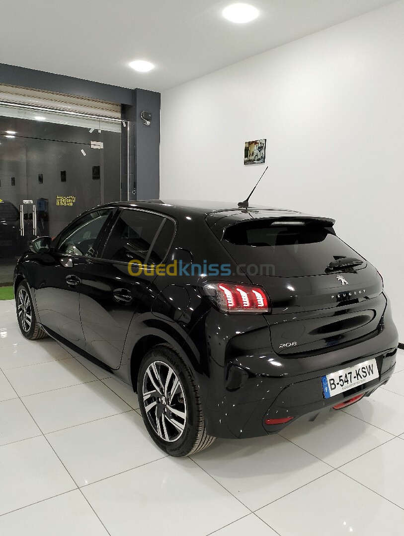 Peugeot 208 2022 Allure Facelift