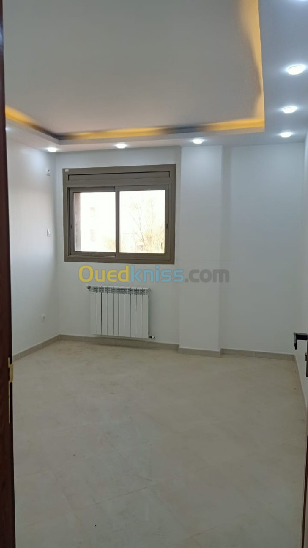 Location Appartement F4 Alger Bir mourad rais