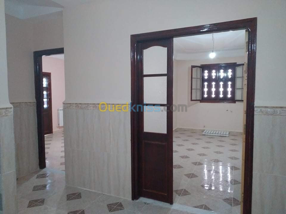 Location Appartement F3 Alger Khraissia