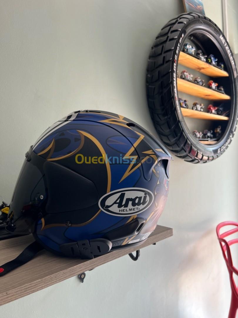 Casque moto jet Arai 