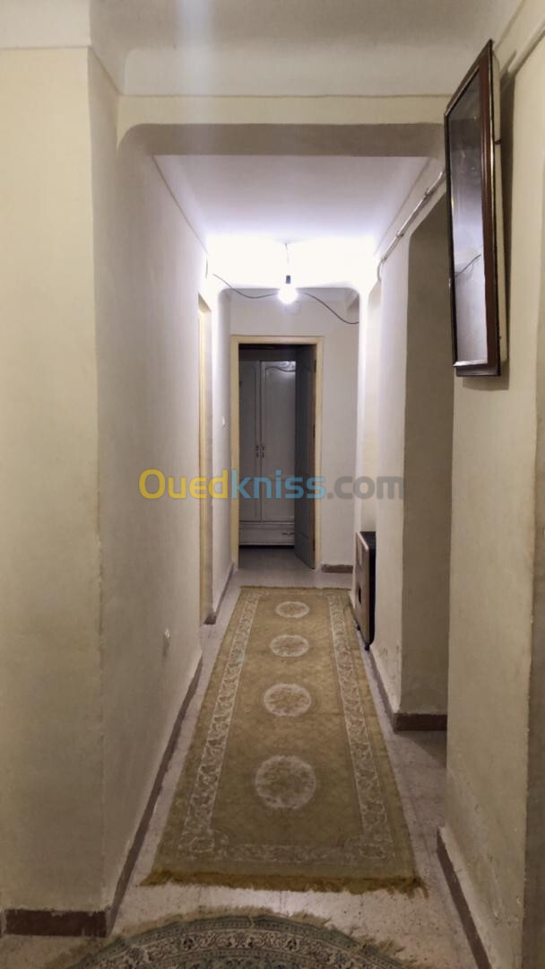 Location Appartement F3 Alger Draria