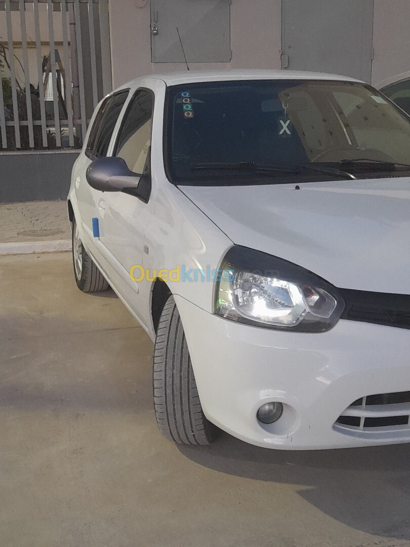 Renault Clio Campus 2015 Clio Campus