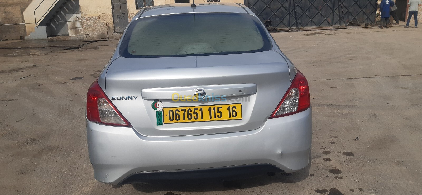 Nissan Sunny 2015 