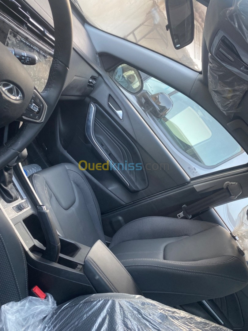 Chery Tiggo 2 pro 2024 La toute boîte auto toit ouvert