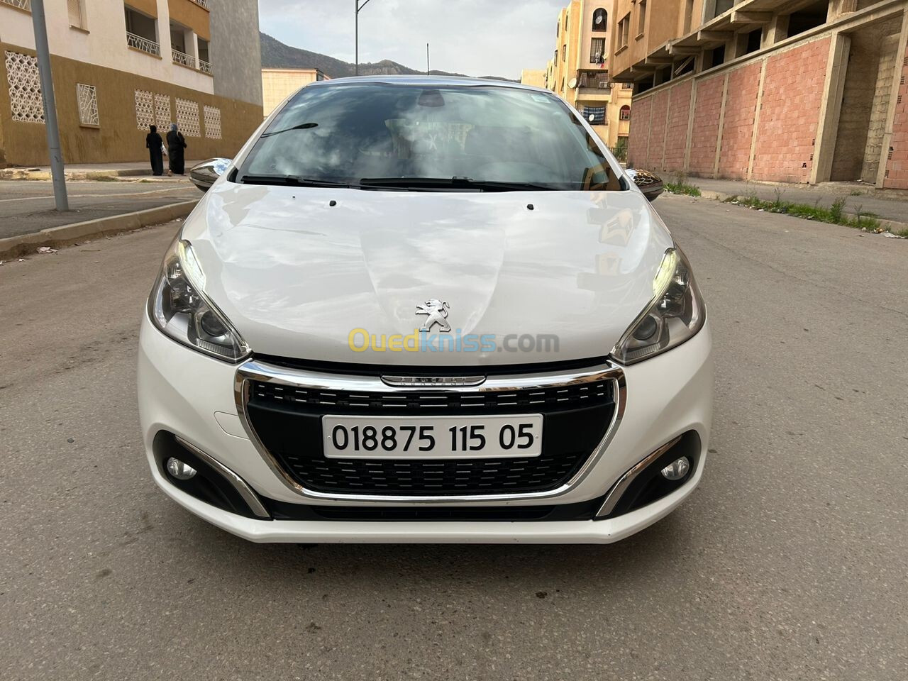 Peugeot 208 2015 Allure Facelift