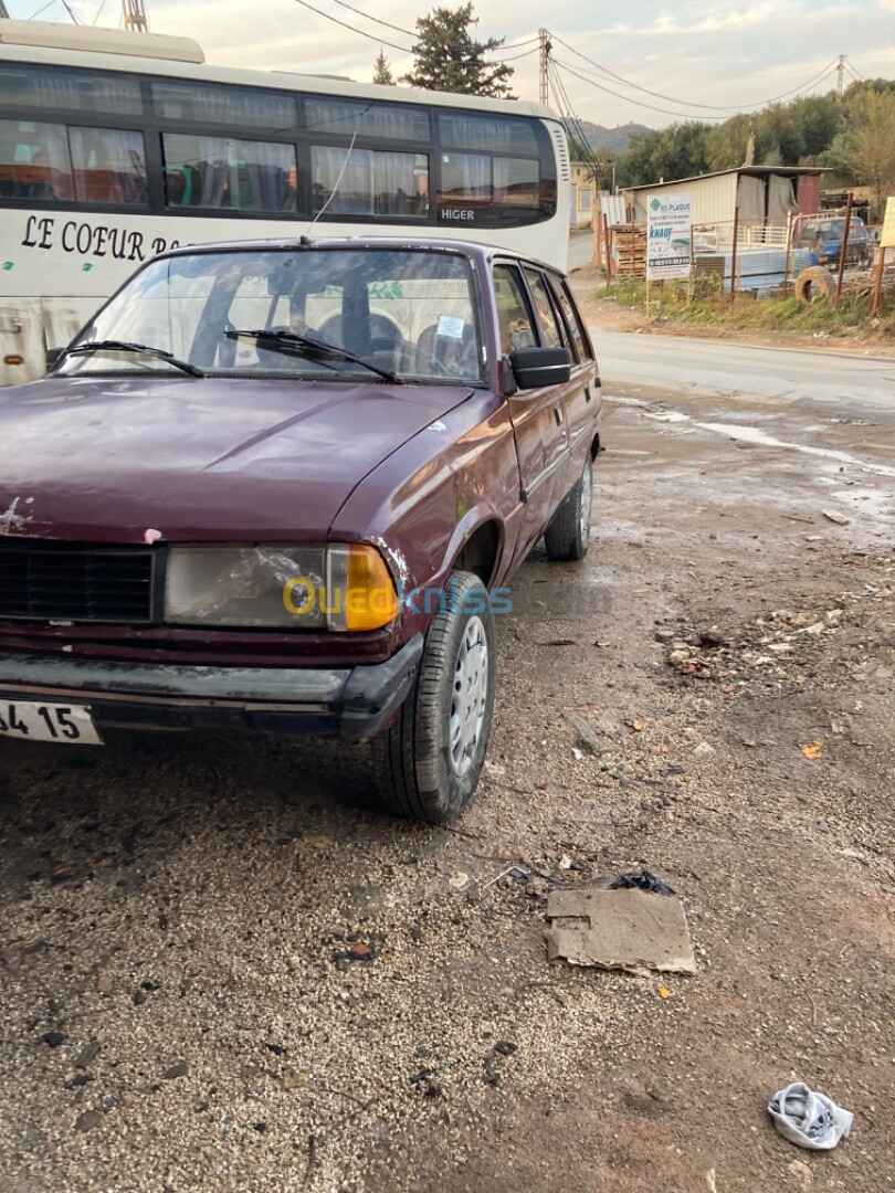 Peugeot 305 1984 305