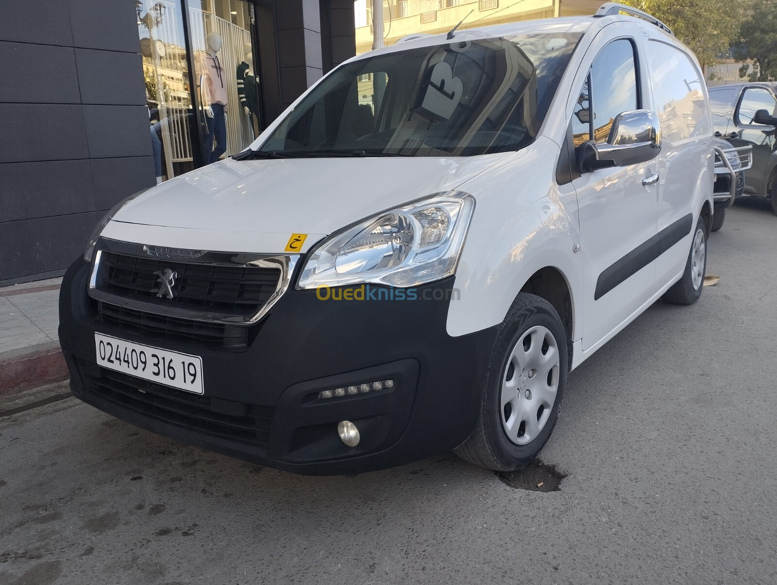 Peugeot Partner 2016 B9