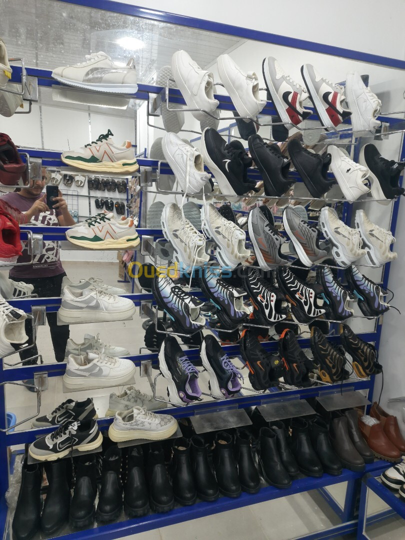 liquidation chaussures plus la vitrine 