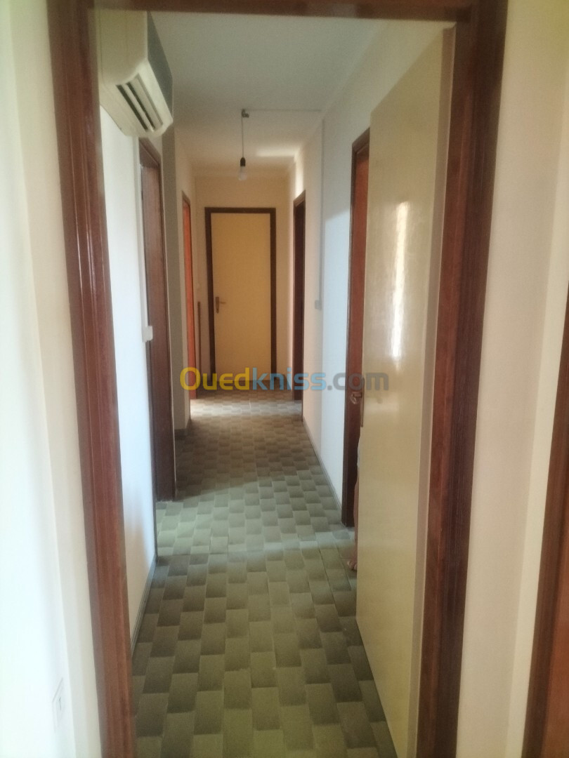 Vente Appartement F4 Jijel Taher