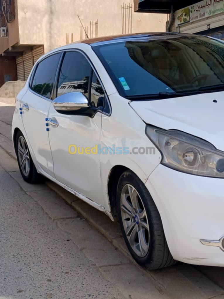 Peugeot 208 2013 Allure