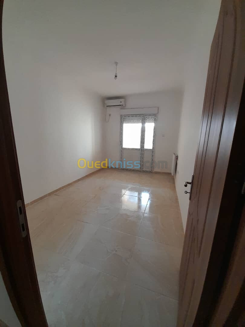 Location Appartement F5 Oran Oran