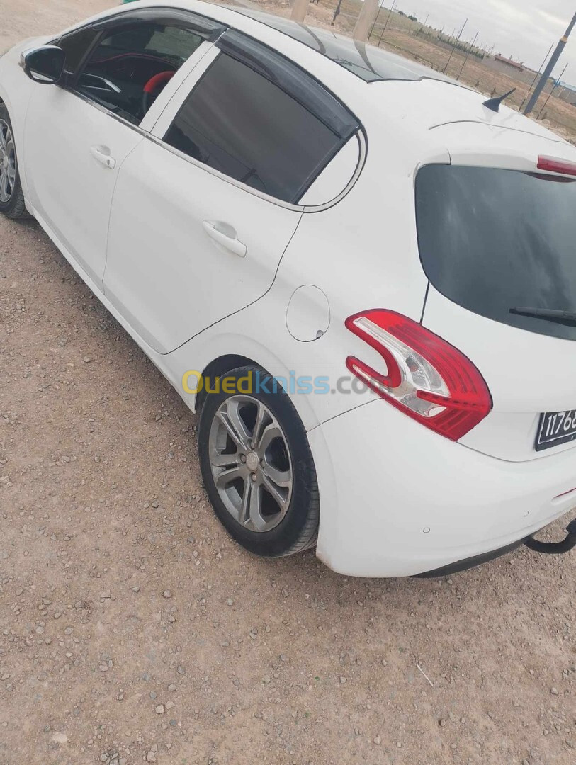 Peugeot 208 2014 208