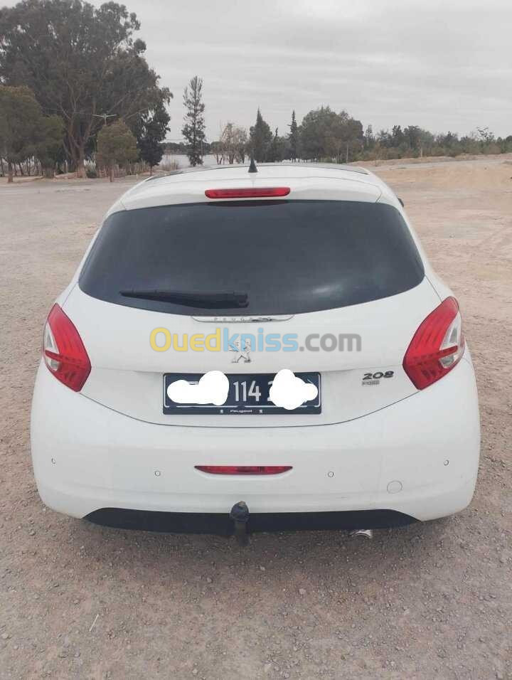 Peugeot 208 2014 208