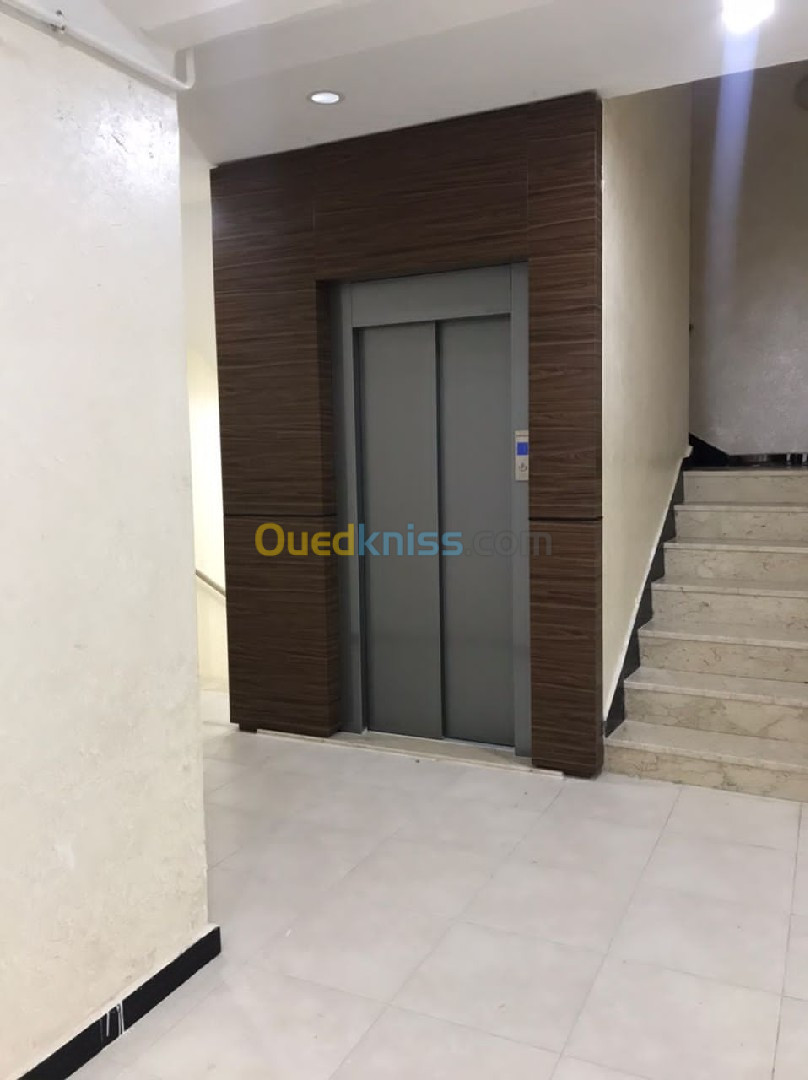 Vente Appartement F4 Alger Bordj el bahri