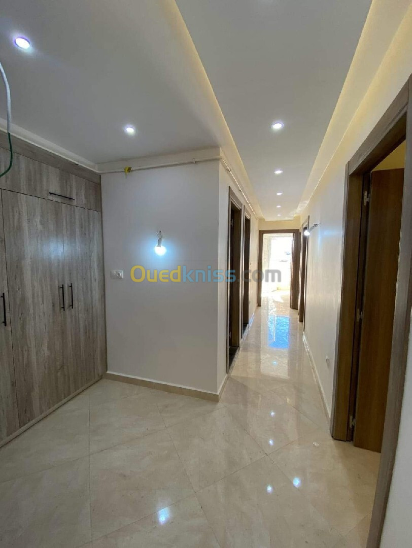 Vente Appartement F4 Alger Bordj el bahri