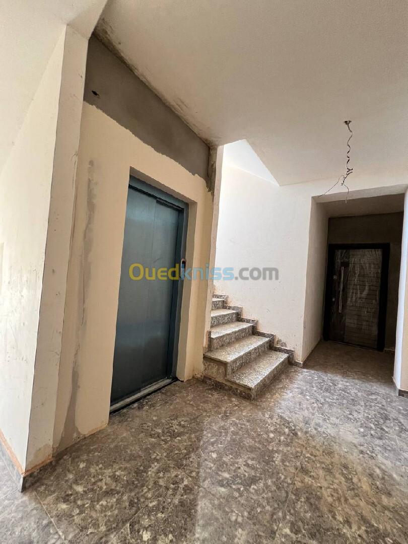 Vente Appartement F3 Alger Bordj el kiffan