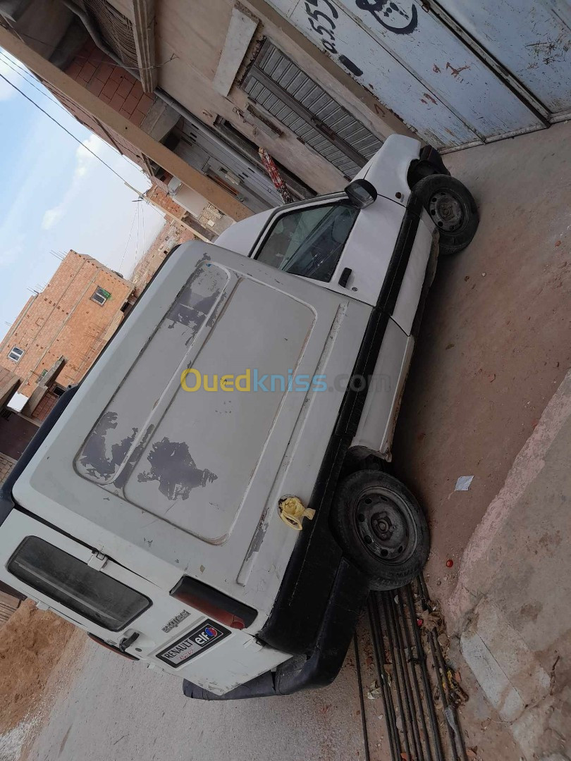 Renault Express 1989 صندوق