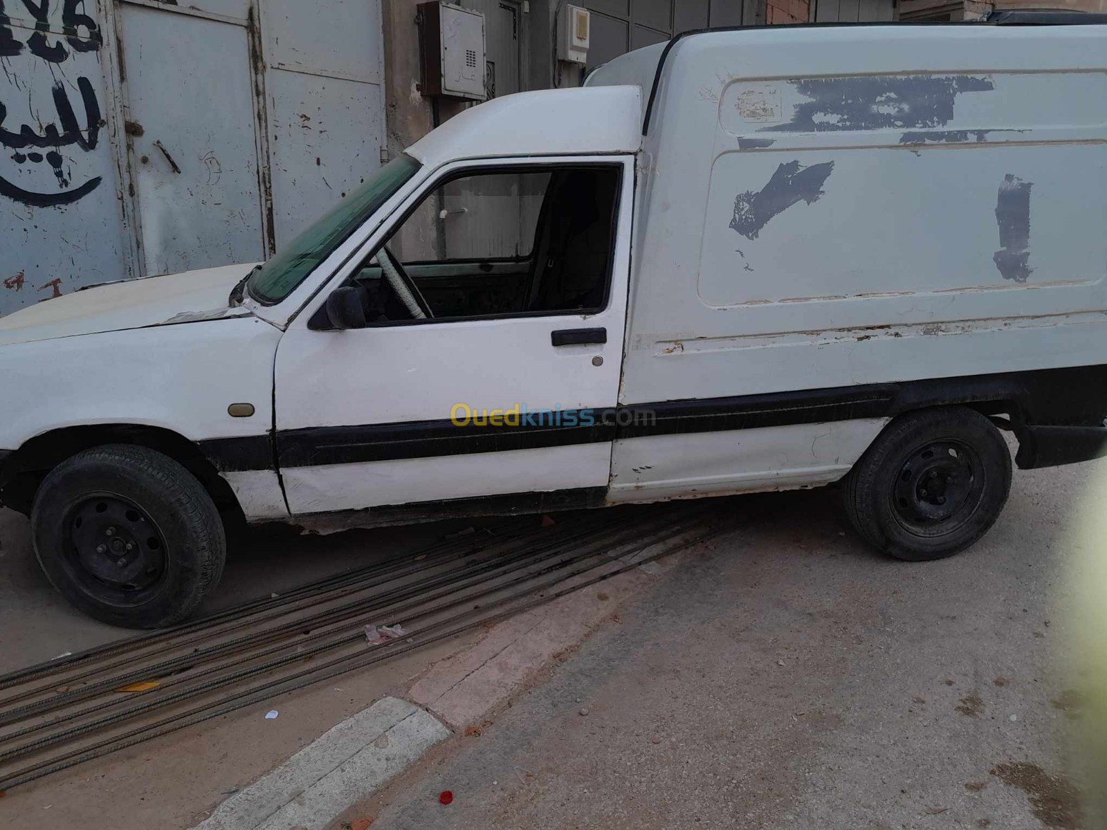 Renault Express 1989 صندوق