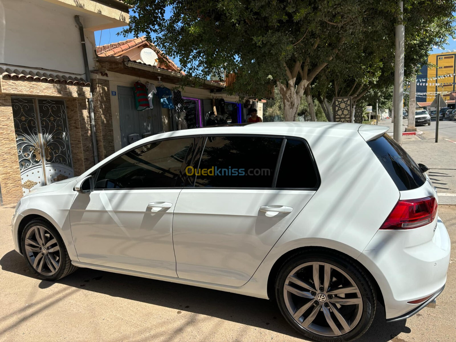 Volkswagen Golf 7 2014 Blue motions