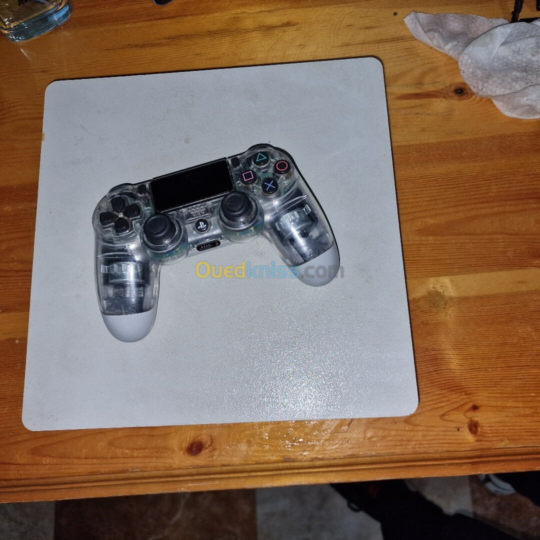  PlayStation 4 slim 