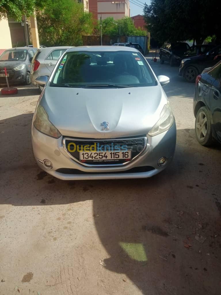 Peugeot 208 2015 208