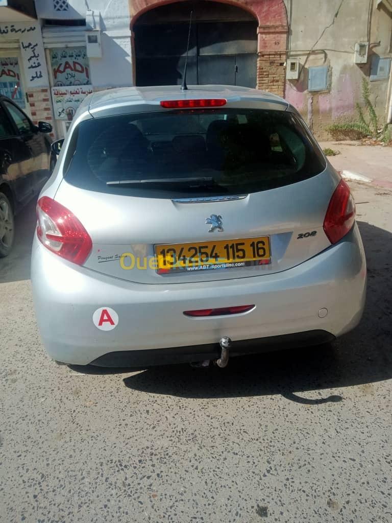 Peugeot 208 2015 208