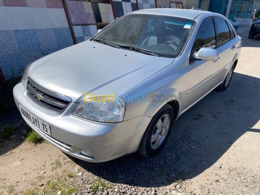 Chevrolet Optra 5 portes 2011 