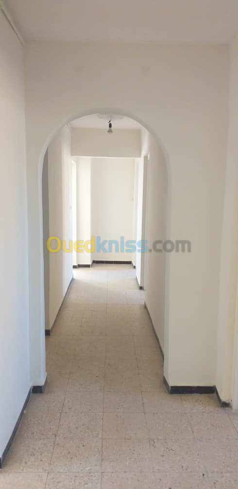 Location Appartement F3 Alger Dar el beida