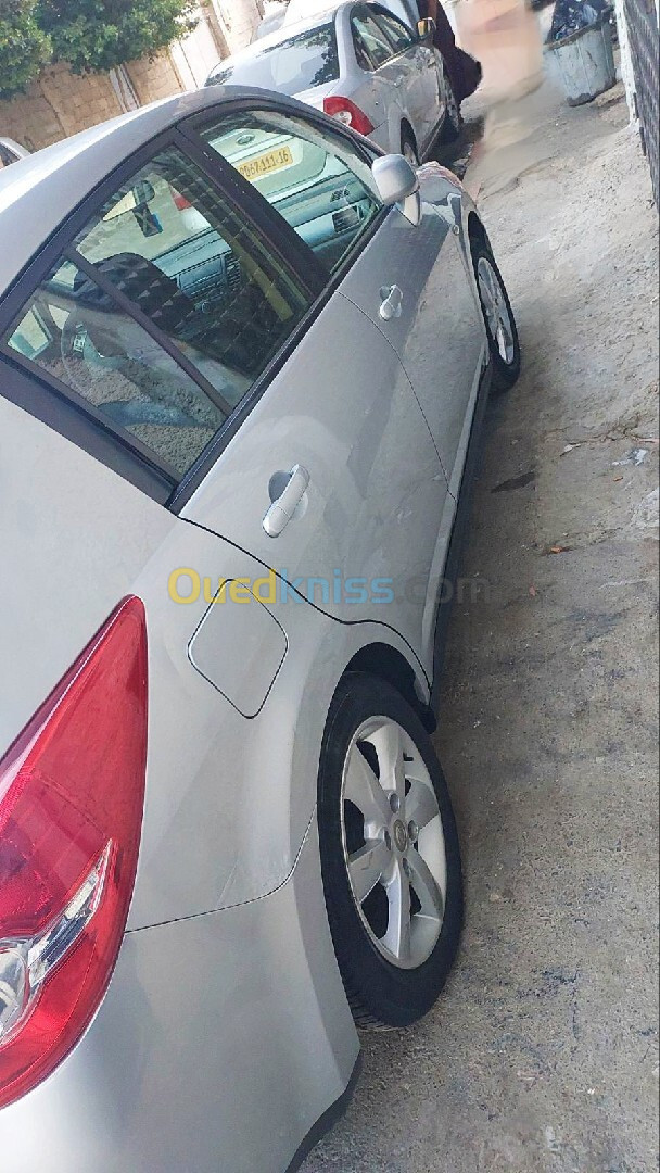 Nissan Tiida 5 portes 2009 Tekna