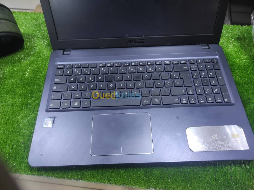 Pc portable Asus X543Ub