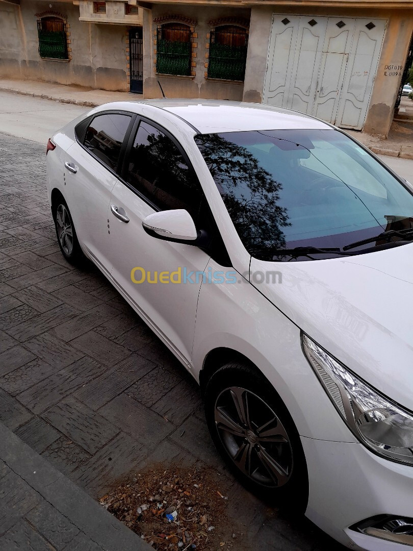 Hyundai Accent RB  4 portes 2018 GL DZ