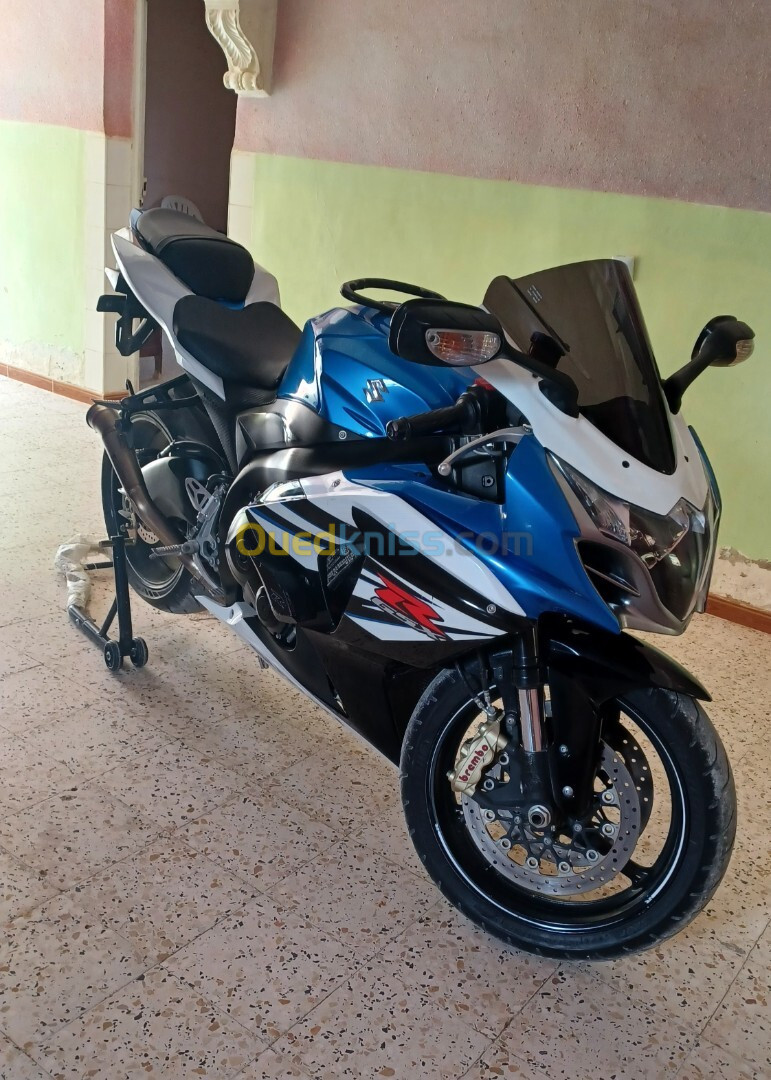 L4 1000 2015 Suzuki gsxr 