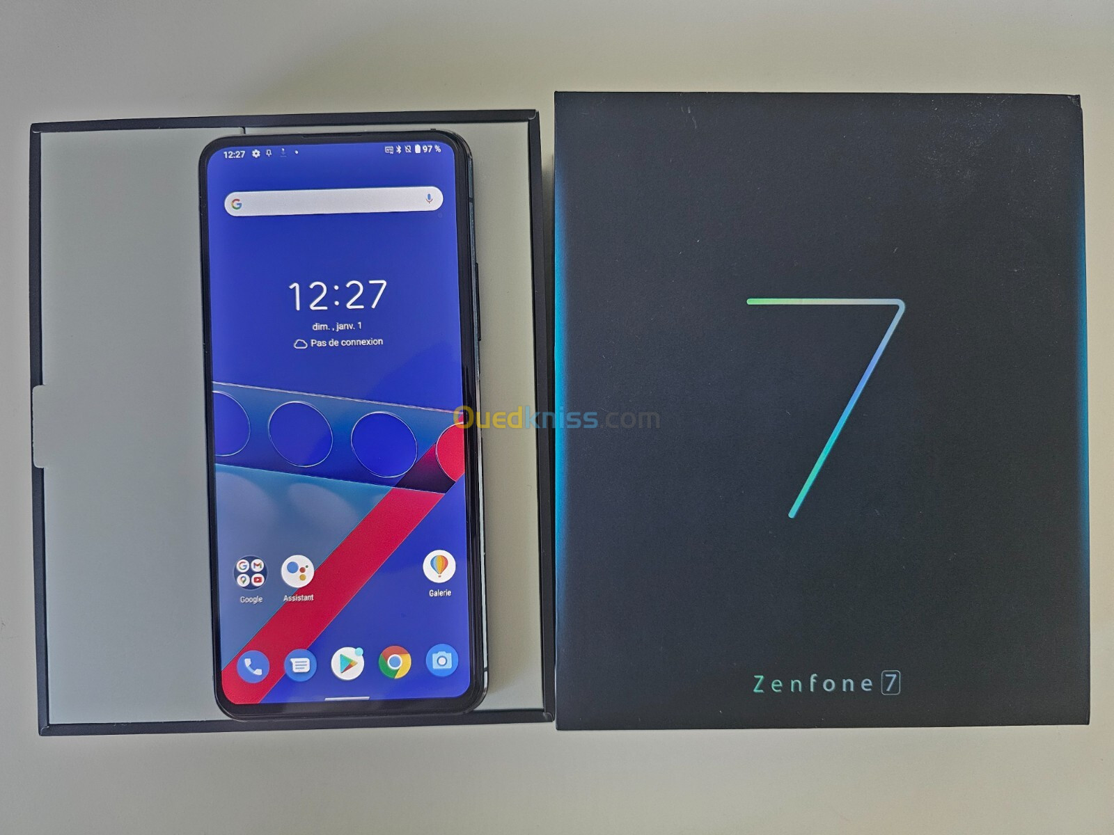 ASUS Zenfone 7