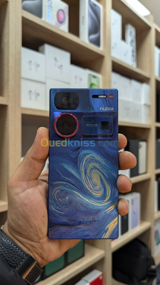 ZTE NUBIA Z60 Ultra 12/512 Van Gogh édition