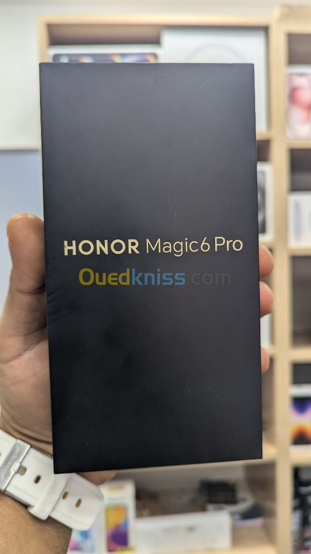 Honor Magic 6 pro 12/512 européen sans chargeur