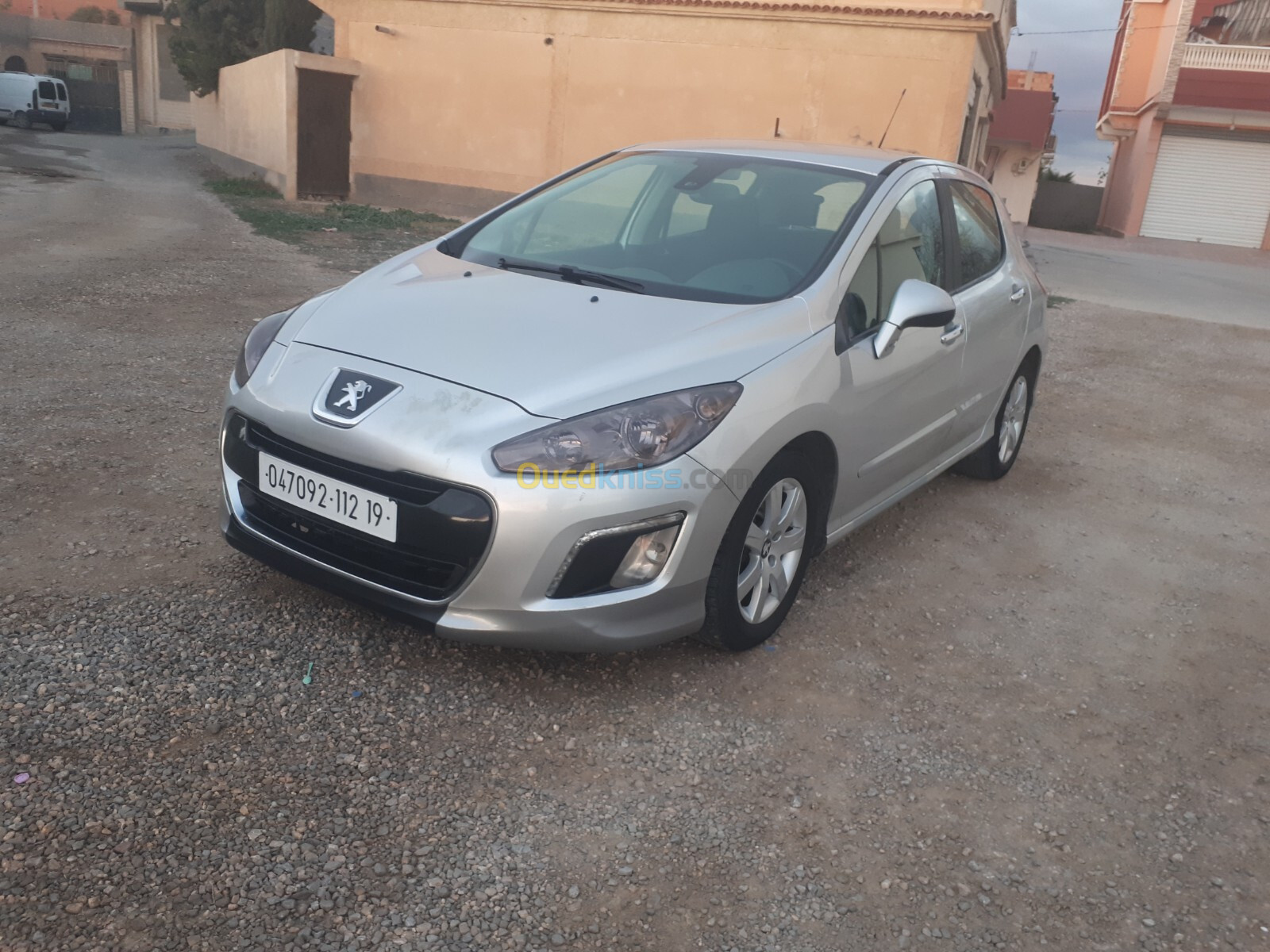 Peugeot 308 2012 active