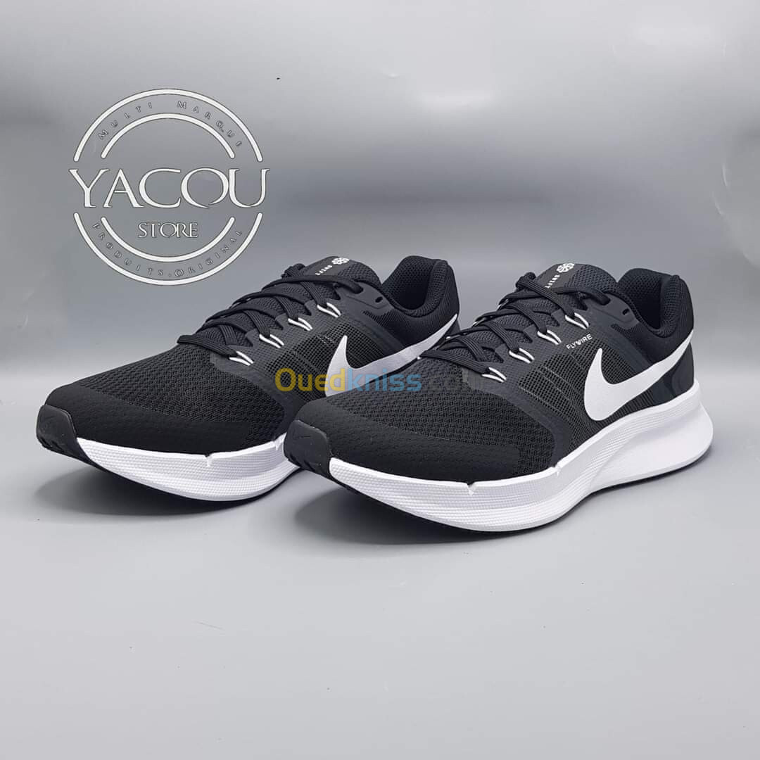 NIKE RUN SWIFT 3 ORIGINAL