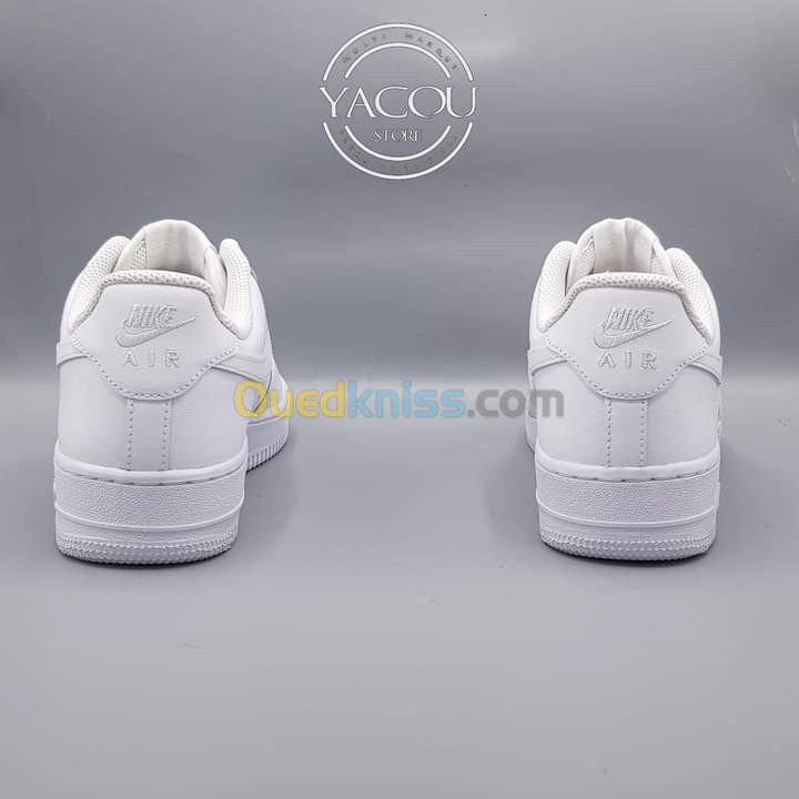 NIKE  AIR FORCE 1 07 ORIGINAL 