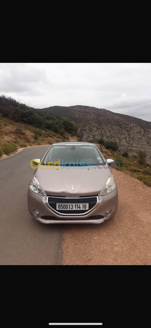 Peugeot 208 2014 Allure