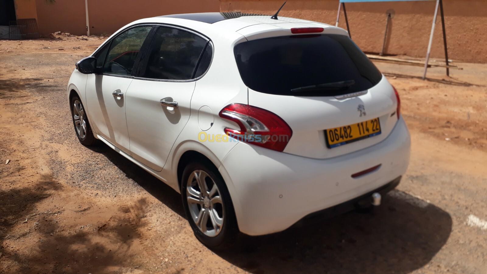 Peugeot 208 2014 Allure