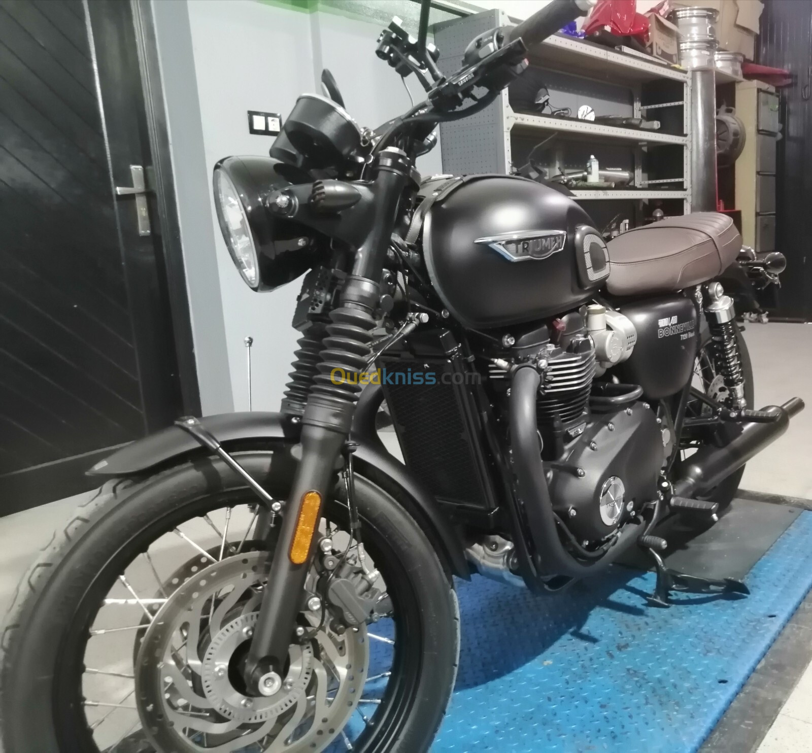 TRIUMPH Bonneville T120 Black 2017