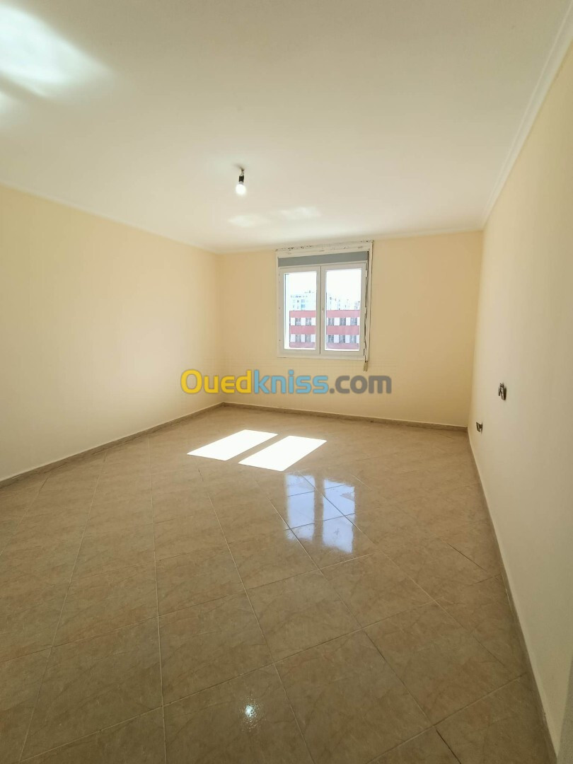 Vente Appartement F5 Oran Bir el djir