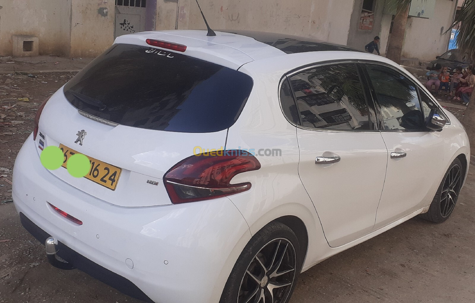 Peugeot 208 2016 Allure Facelift