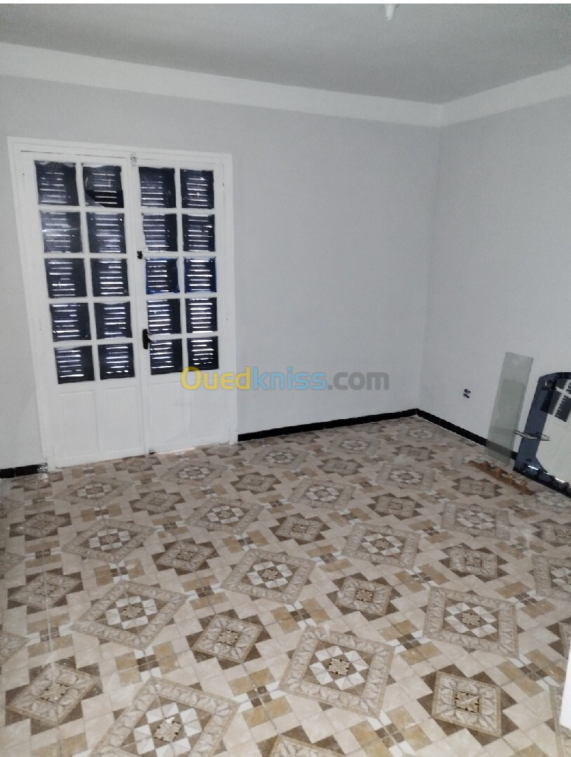 Location Appartement F3 Alger Zeralda