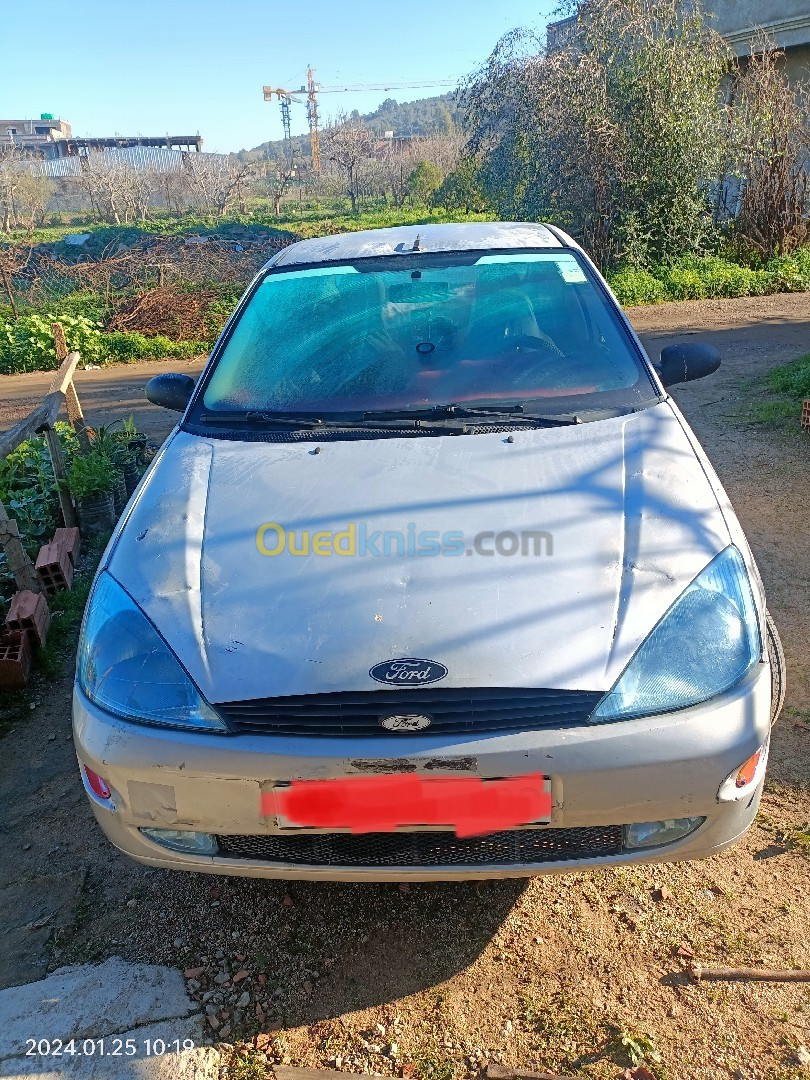 Ford Focus 4 portes 1999 Focus 4 portes